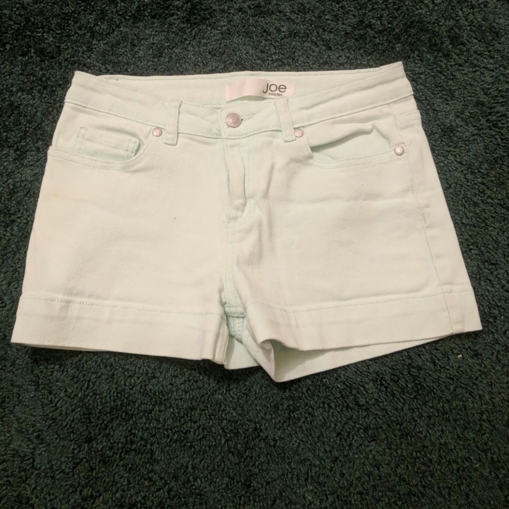 Adorable mint shorts